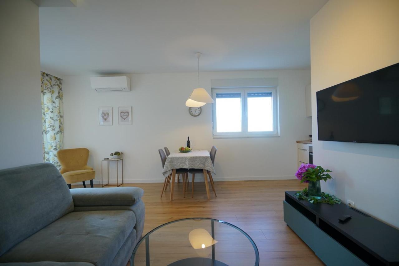 Apartment Perla Sukošan المظهر الخارجي الصورة