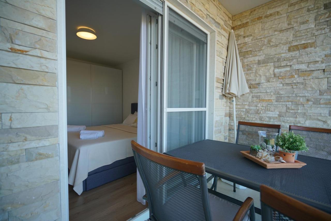Apartment Perla Sukošan المظهر الخارجي الصورة